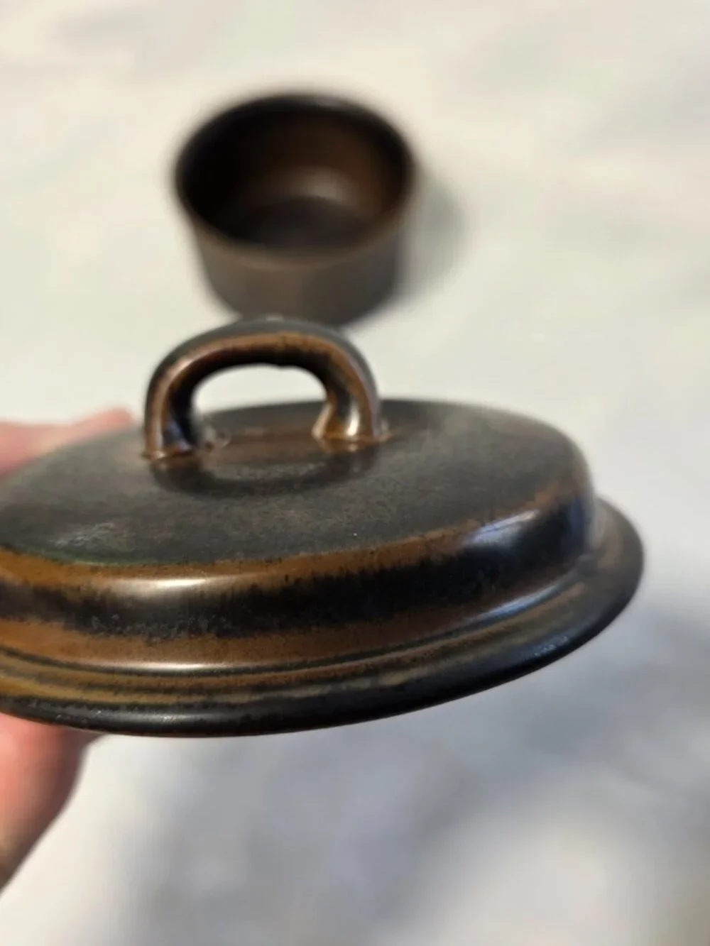 Arabia of Finland Rushka Sugar Bowl with Lid Light & Dark Brown Spotted NEW